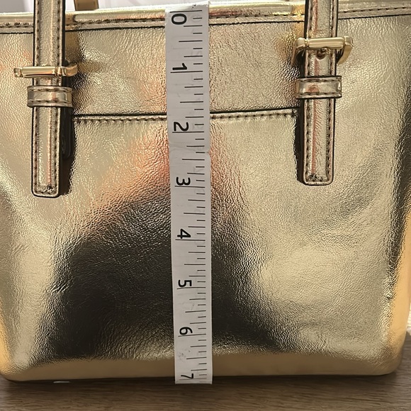 Micheal Kors gold small tote - Picture 6 of 7
